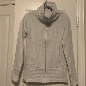 lululemon athletica Light Gray Funnel Neck Sweatshirt, Sz 6 Excellent Condition